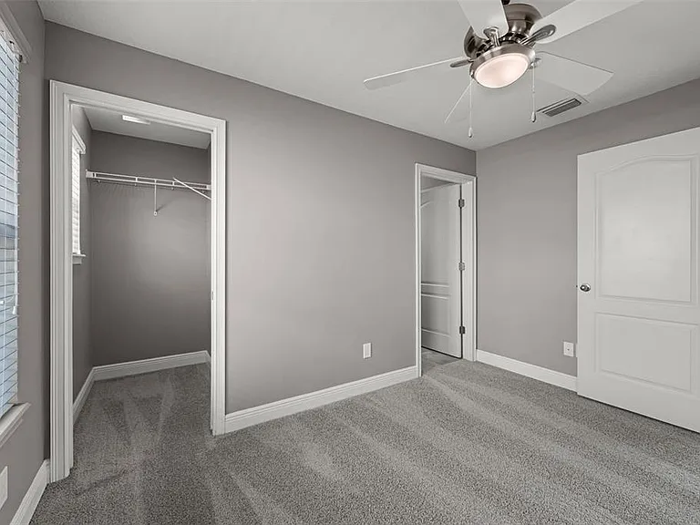 8623 Via Trieste Dr — Photo 12