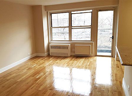 4th image of 1240 Morrison Ave APT 1H