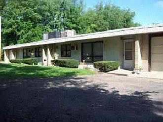 150 Valeside front view