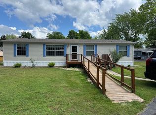 714 Golfview Cir, Elk Rapids, MI 49629