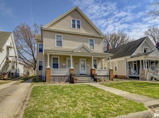 1038 N 1st St, Springfield, IL 62702