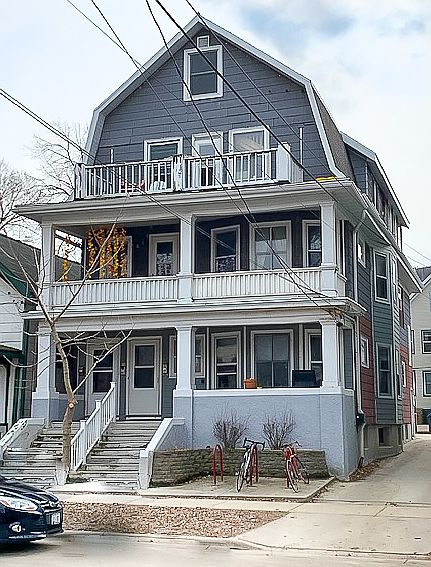 1st image of 122 N Franklin St #9151823