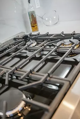 Rented by Bond New York | media 18