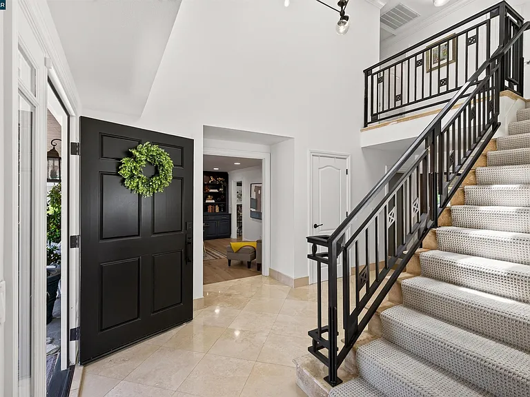 2207 Martin Ave — Photo 35