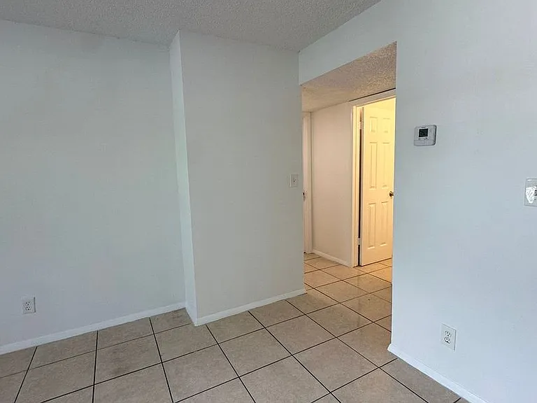 5961 SW 41st St — Photo 8