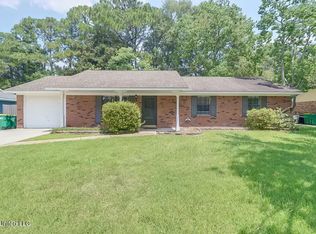 6512 Mayfair St, Ocean Springs, MS 39564