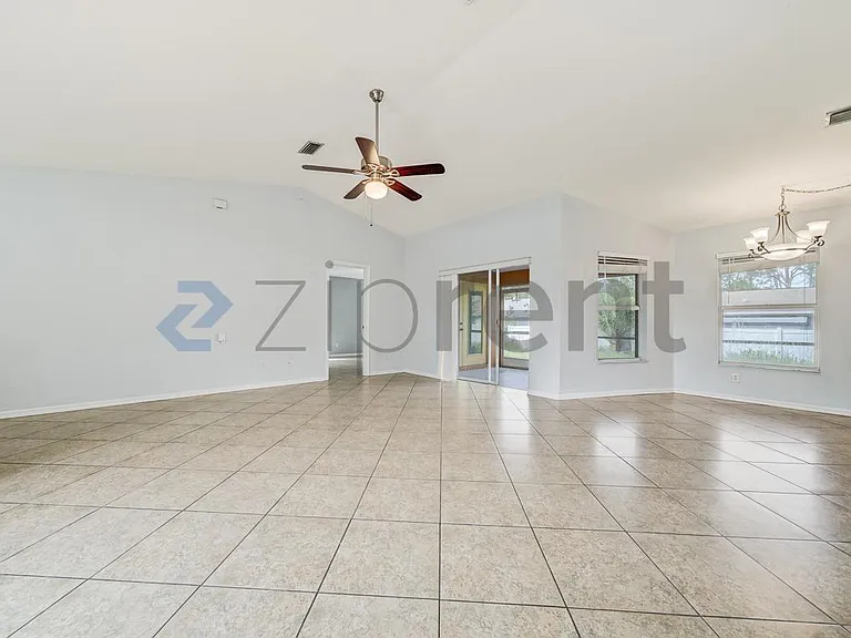 2665 Parasol Ln — Photo 4