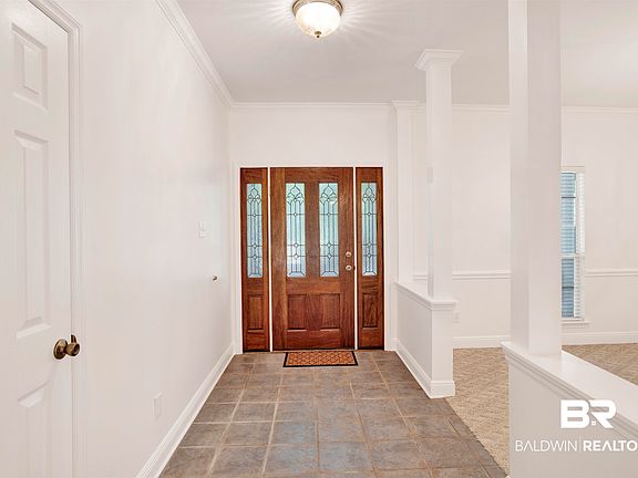 4th image of 8520 Vintage Woods Dr
