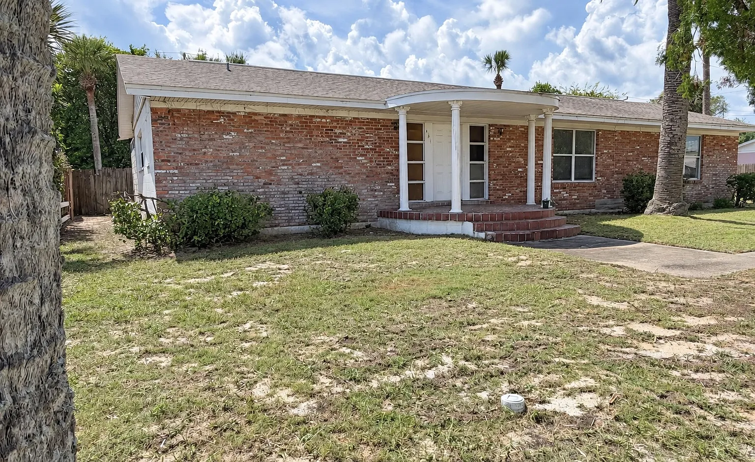 4 bed, 2079 sqft, $2,495 — Photo 3