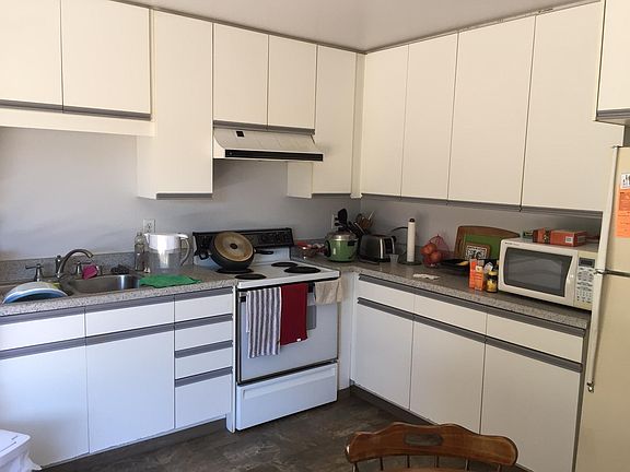 2nd image of 3268 Caminito Ameca