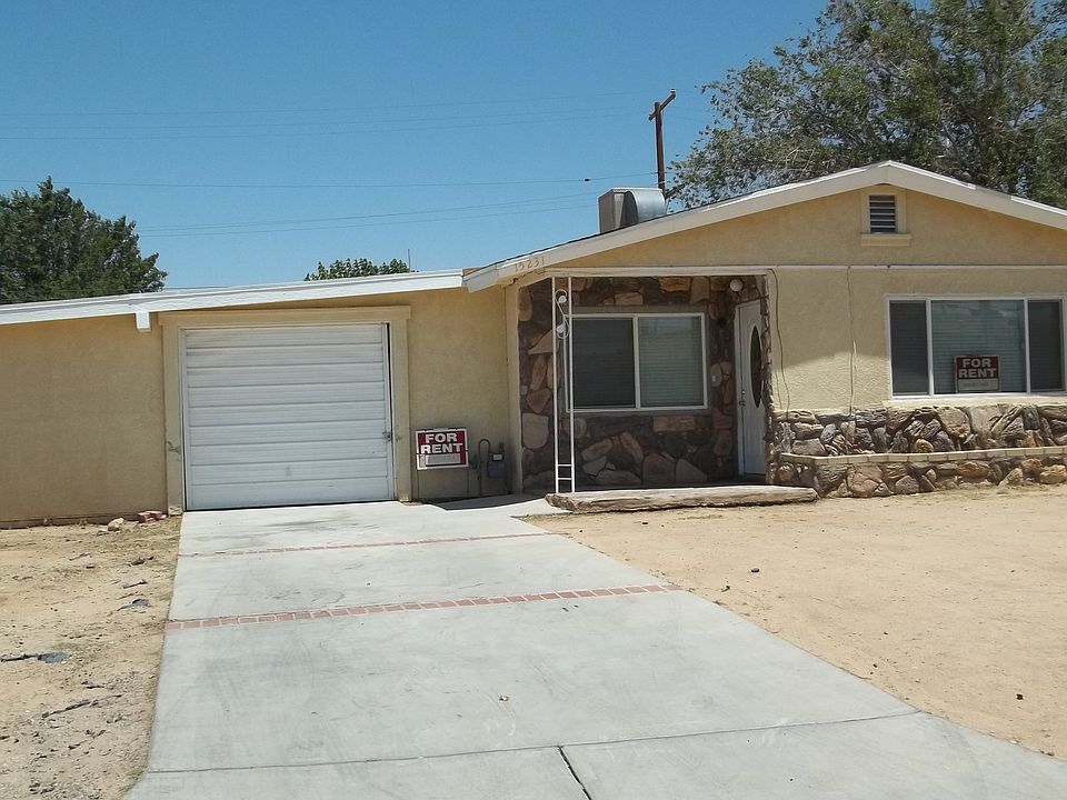 1st image of 15231 Las Piedras Dr