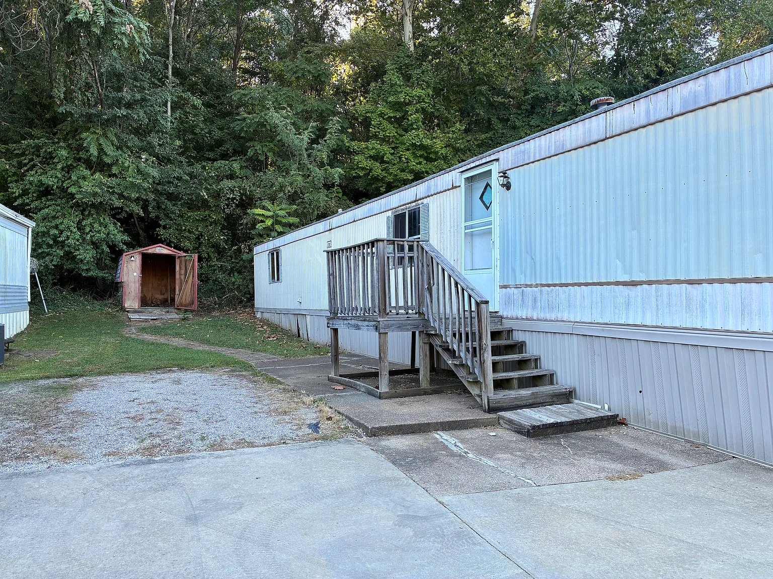 2 bed, 980 sqft, $715 — Photo 3