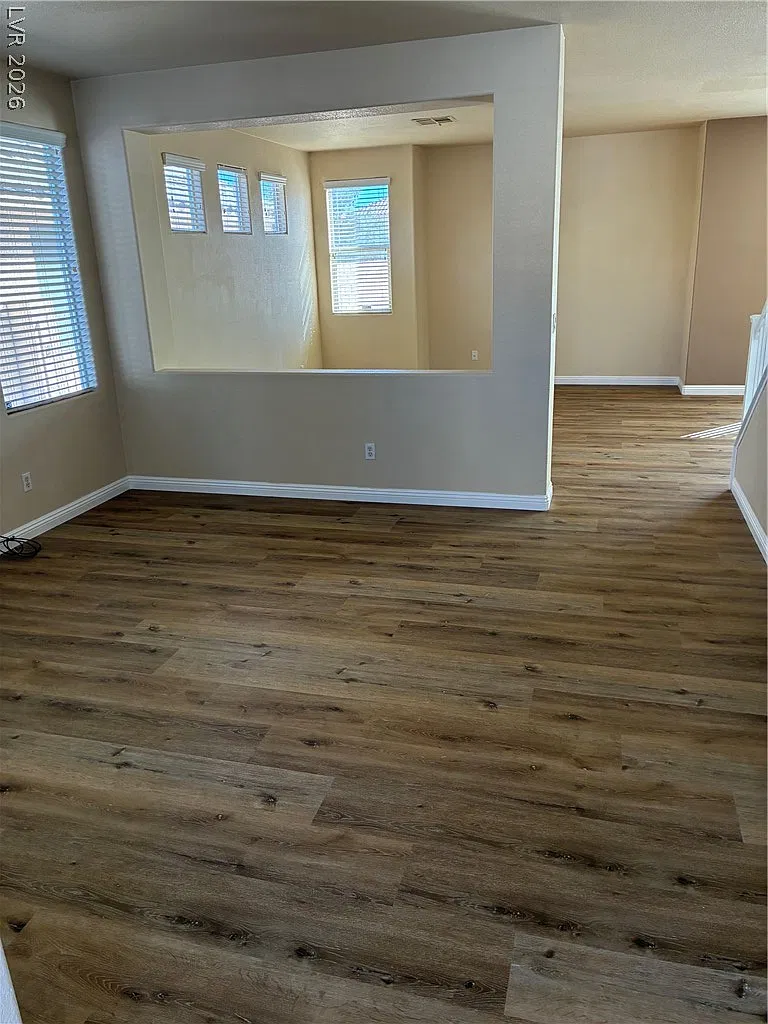 3 bed, 2.5 bath, 1989 sqft, $2,195 — Photo 4