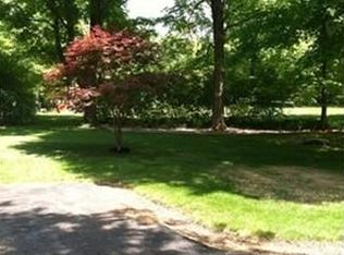 108 Main St, Upton, MA 01568