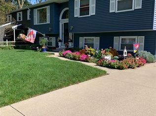 6176 Herst Rd, Toledo, OH 43613