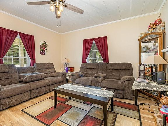 5th image of 1139 Carolina Ave