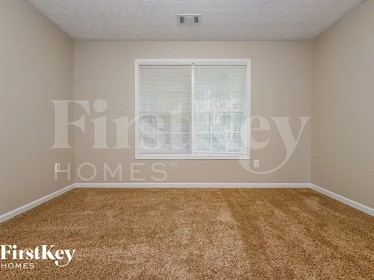 54 Windcrest Dr — Photo 14