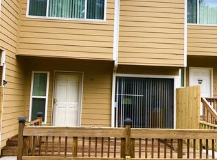 44 Sandalwood Cir, Lawrenceville, GA