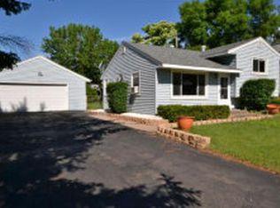 16 Center Rd, Circle Pines, MN 55014