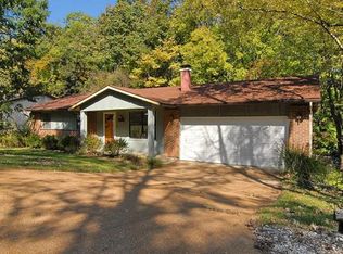 1825 Briarmont Pl, Imperial, MO 63052