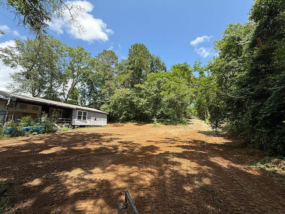 2nd image of 2850 Ardley Ln