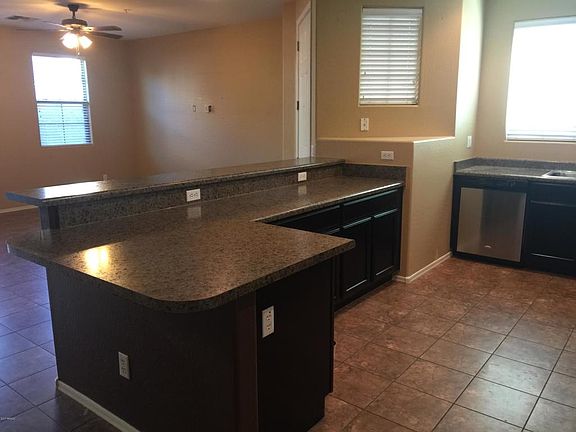 3rd image of 1255 S Rialto Dr #117