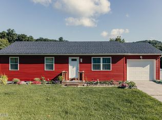 1317 Spring Run Dr, Altoona, PA 16601