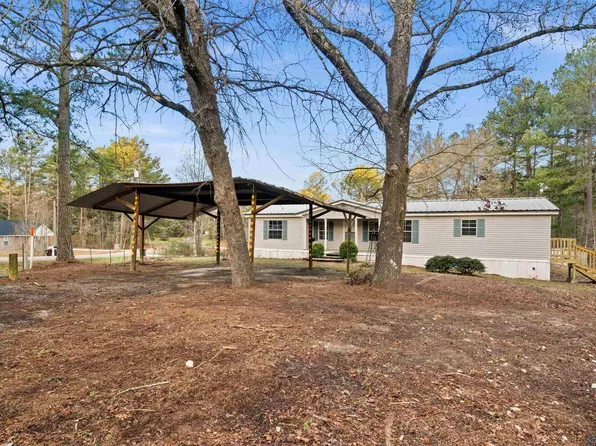 102 Jackson St, Arp, TX 75750