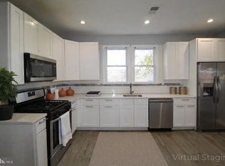 421 Bridgeboro St, Riverside, NJ 08075