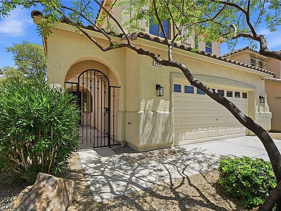 3rd image of 3440 Bella Viera Ct