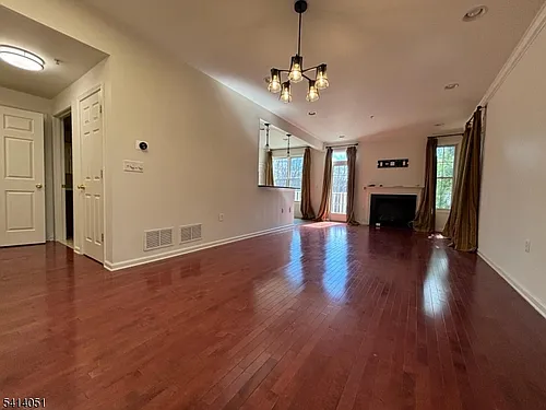 18 Ashley Ct Photo 1