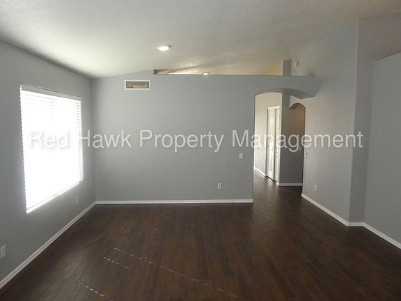 5th image of 2515 E Knudsen Dr