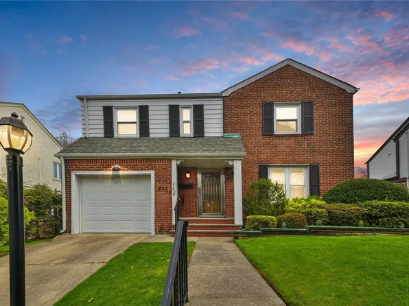 217-39 Peck Avenue, Hollis Hills, NY 11427