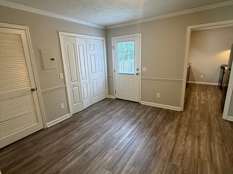 2558 Oak Hill Dr — Photo 7
