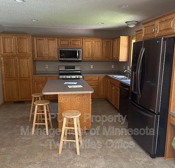 1786 Ide St — Photo 3