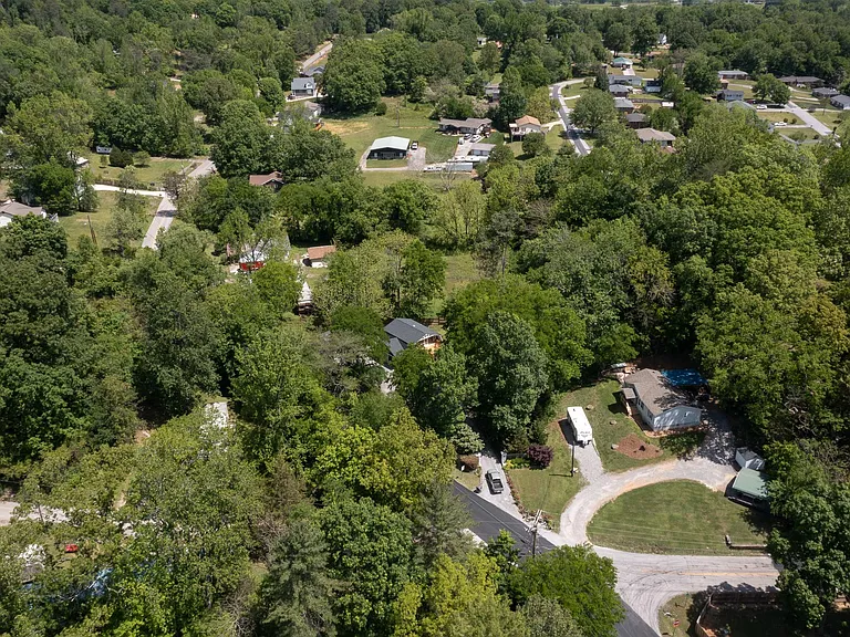 1106 Ogrady Dr — Photo 43