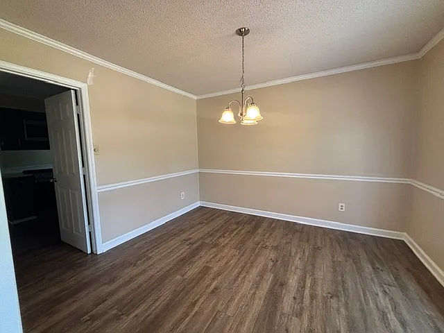 6717 W Friendly Ave — Photo 21