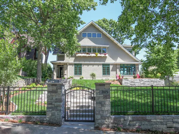 2105 Irving Ave S, Minneapolis, MN 55405