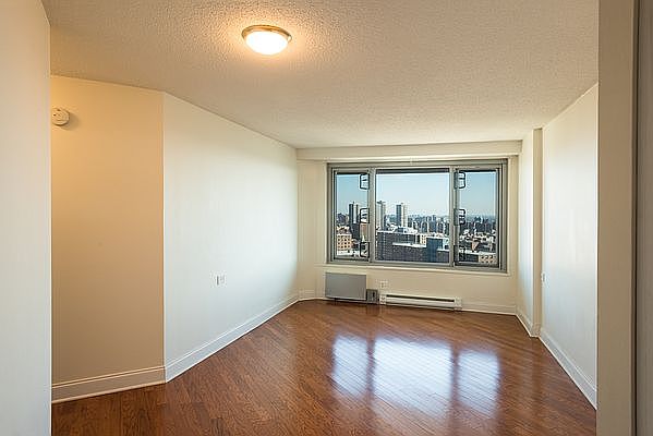 1st image of 1295 5th Ave APT 22G