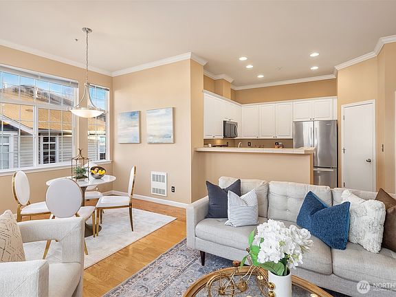 3rd image of 1855 Trossachs Boulevard SE #206