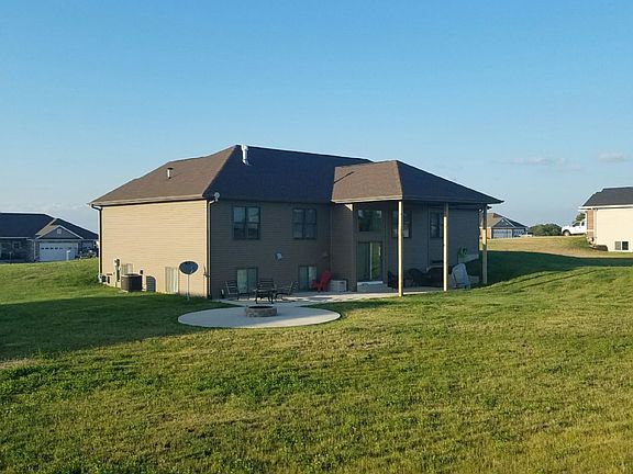 2nd image of 15574 White Oak Dr