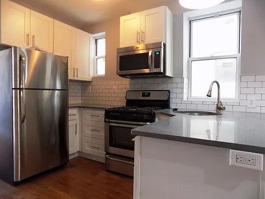 Rented by Blue Egg Realty Corp | media 21