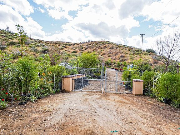 2nd image of 11221 Spanish Hills Dr