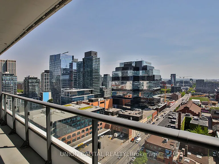 70 Princess St #1806E — Photo 15