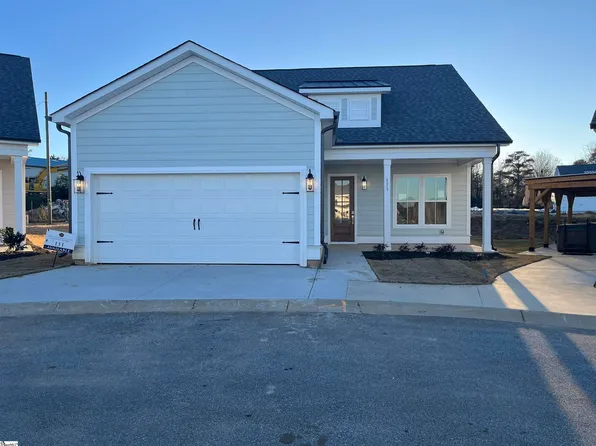 111 Cottage Ln, Greenwood, SC 29649