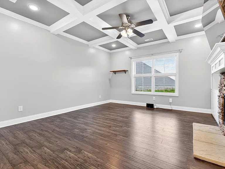 104 Woodtrace Ct — Photo 31