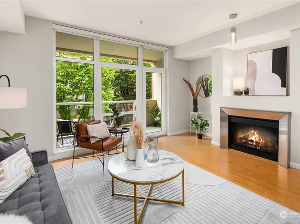 17 W Mercer Street #109, Seattle, WA 98119