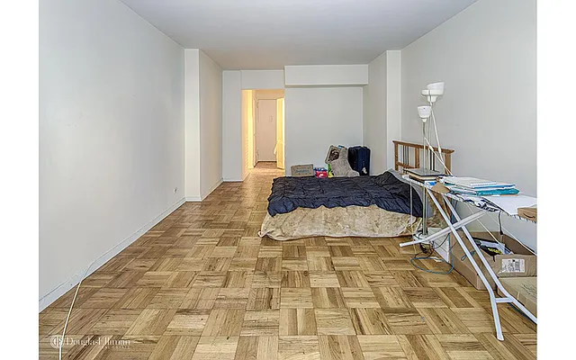 Rented by Douglas Elliman | media 5