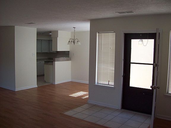 4th image of 5349 Heritage Way NE APT A