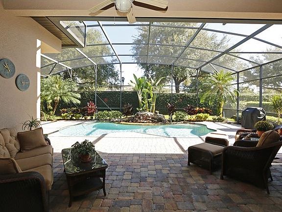 2nd image of 1614 Whitney Isles Dr